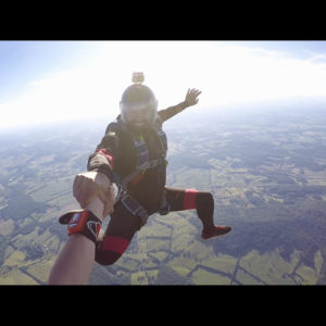 FIVE TIPS FOR SELECTING A PROFESSIONAL SKYDIVING CENTER | Skydive Orange