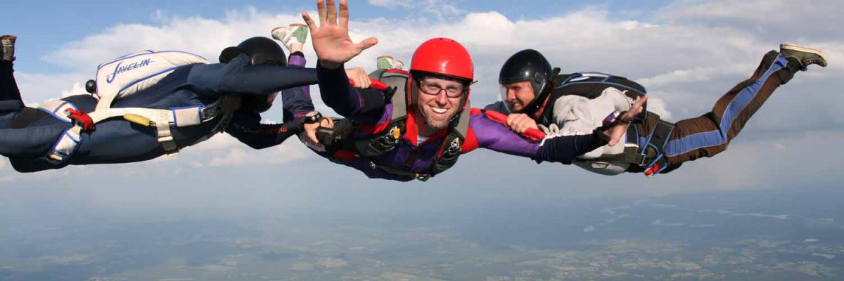 AFF students skydiving at Skydive Orange