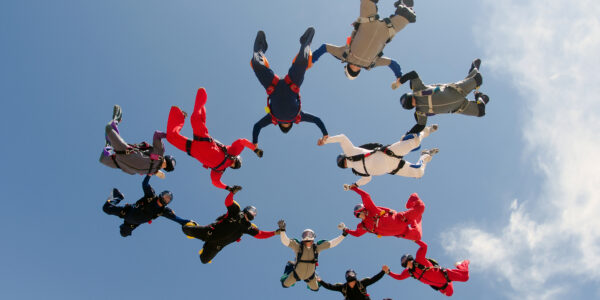 skydivers competing in formation